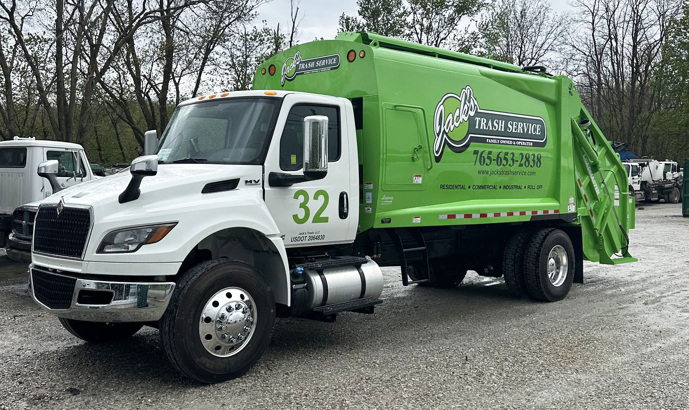 jacks-trash-truck-c